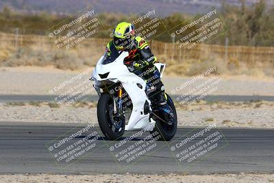 media/Jan-08-2022-SoCal Trackdays (Sat) [[1ec2777125]]/Turns 1 and 2 Exit (1130am)/